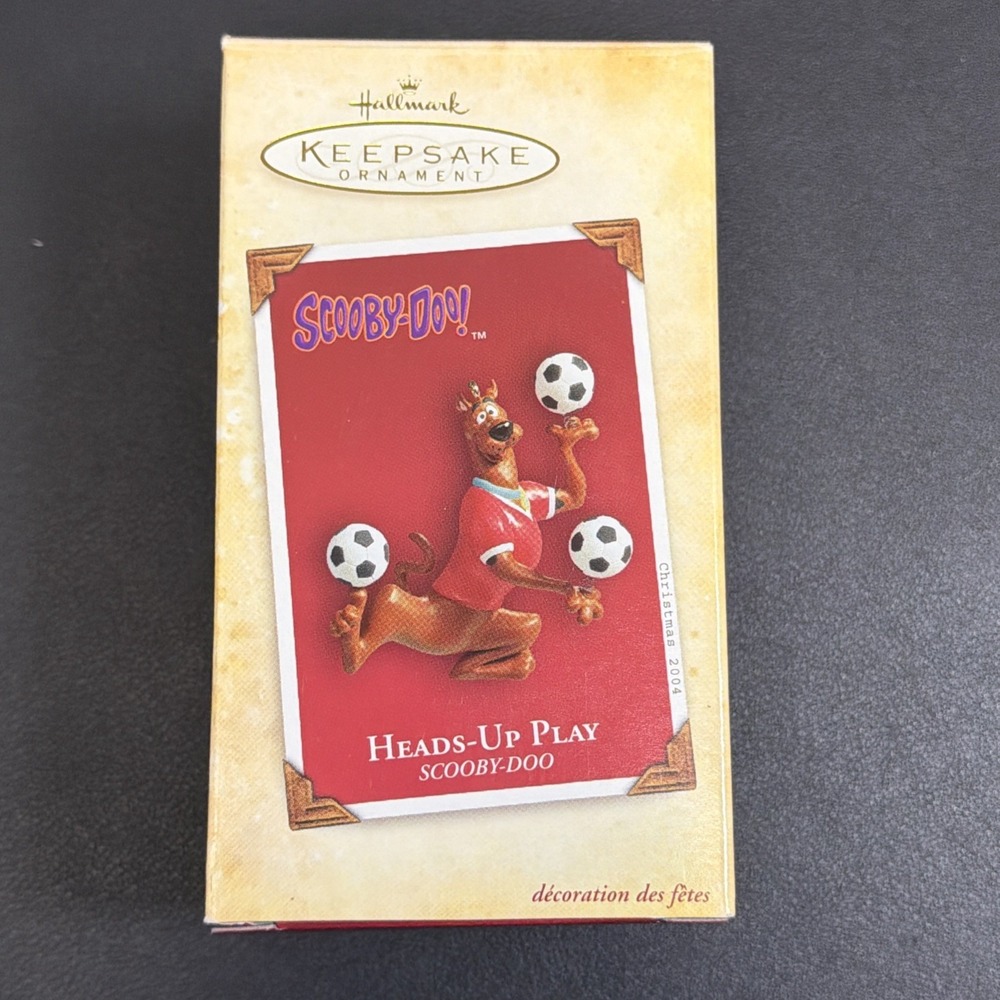 2004 Vtg Hallmark Keepsake Ornament Christmas Scooby-Doo Soccer Balls JB1